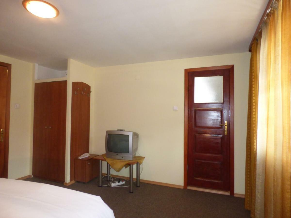 Gura Padurii Hotel Sinaia Luaran gambar