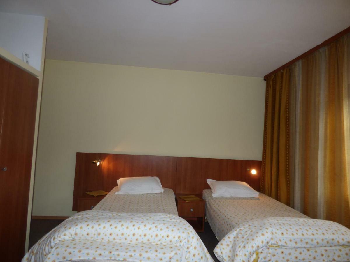 Gura Padurii Hotel Sinaia Luaran gambar