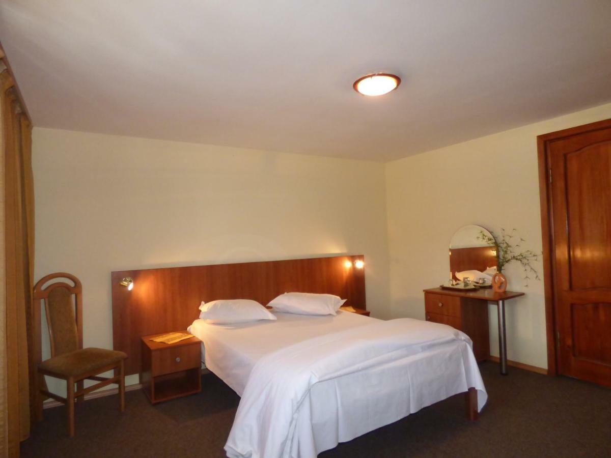 Gura Padurii Hotel Sinaia Luaran gambar
